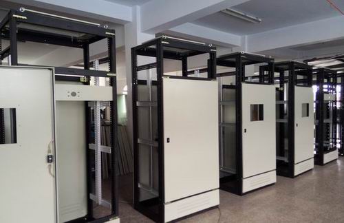 陈巴尔虎配电盘